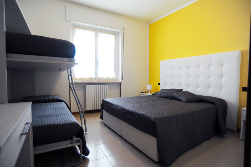 Albergo Al Sole Castelnuovo del Garda Exterior foto